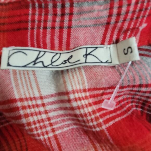 Red and Black Plaid Long Flowy Button Up Flannel Shirt Size Small - Picture 3 of 5